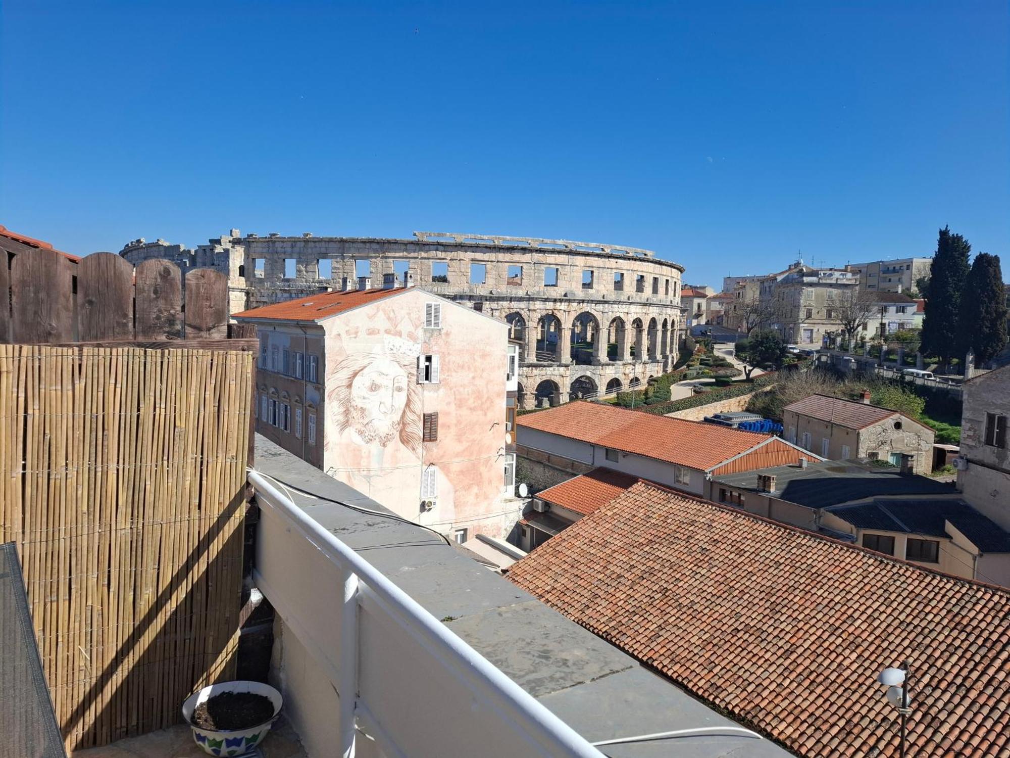 Terrace Dream View Over Amphitheatre プーラ エクステリア 写真