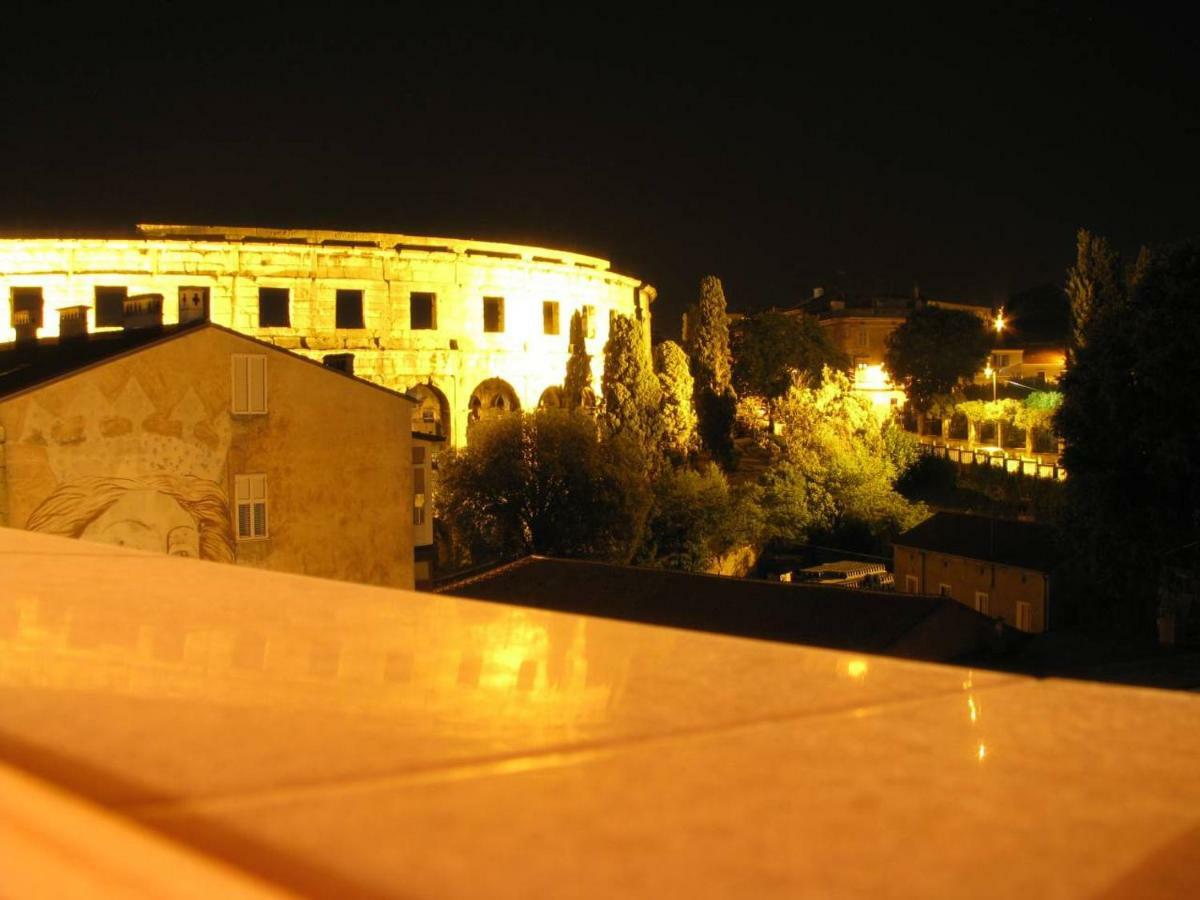 Terrace Dream View Over Amphitheatre プーラ エクステリア 写真